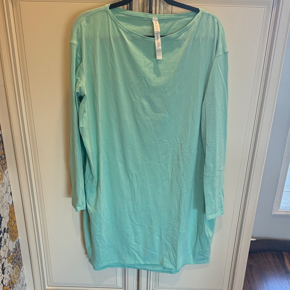 Lululemon Light Green Pima Cotton Top | dress Women’s 10